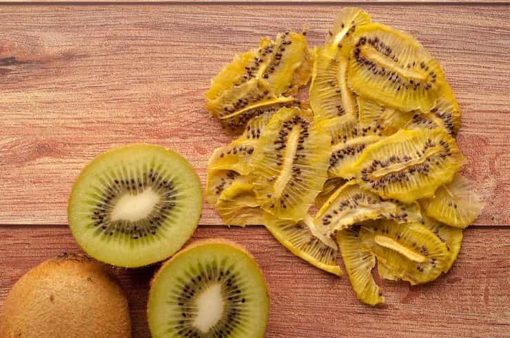 تصویر 4 از قیمت خرید کیوی خشک + فروش ویژه